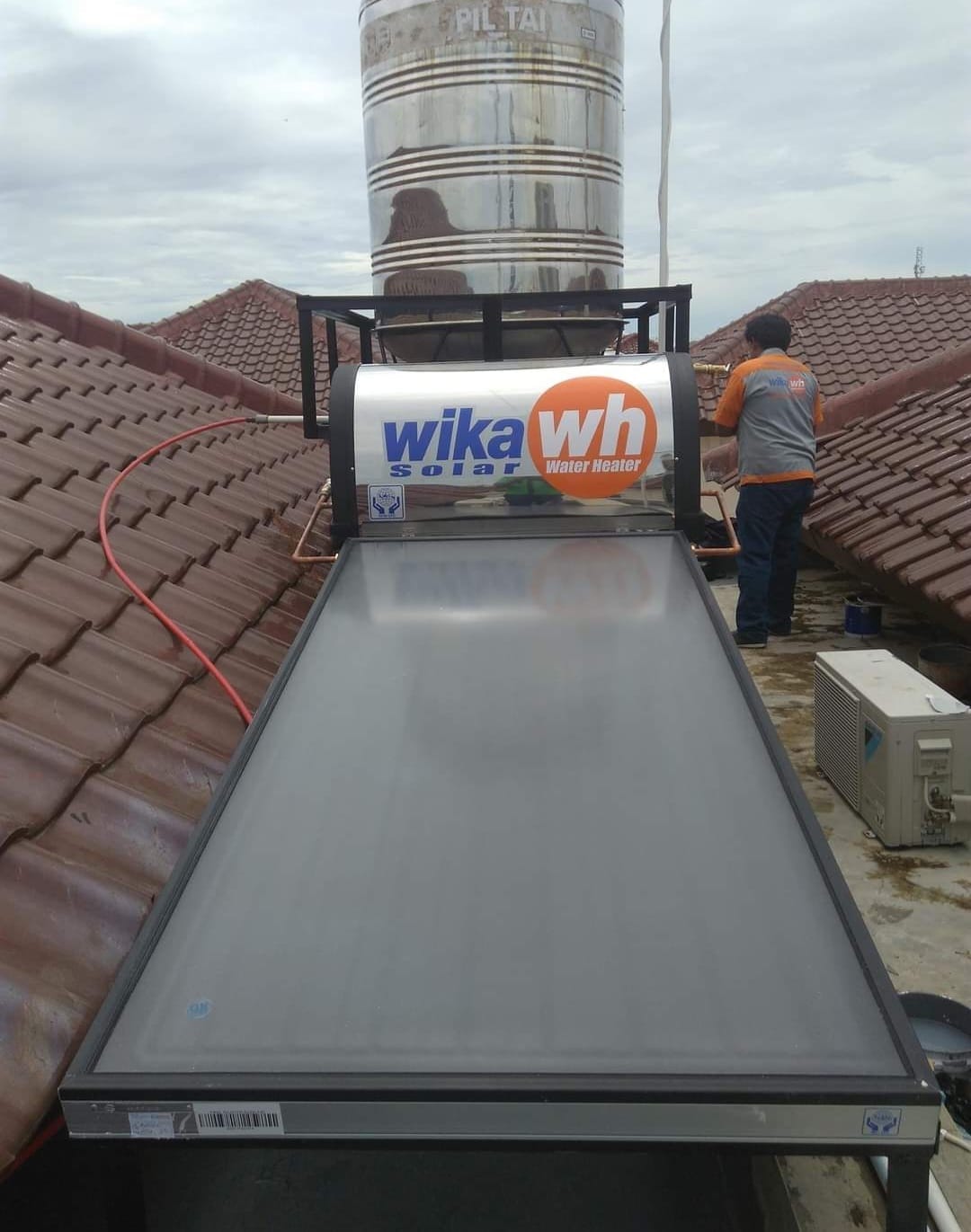 Solusi service WIKA Water Heater Jakarta Barat untuk rumah modern, perbaikan, pemeriksaan, dan perawatan berkala unit.